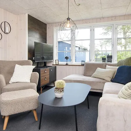 6 Person In Bjert-by Traum Tatil Evi