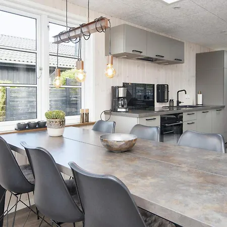 6 Person In Bjert-by Traum Tatil Evi